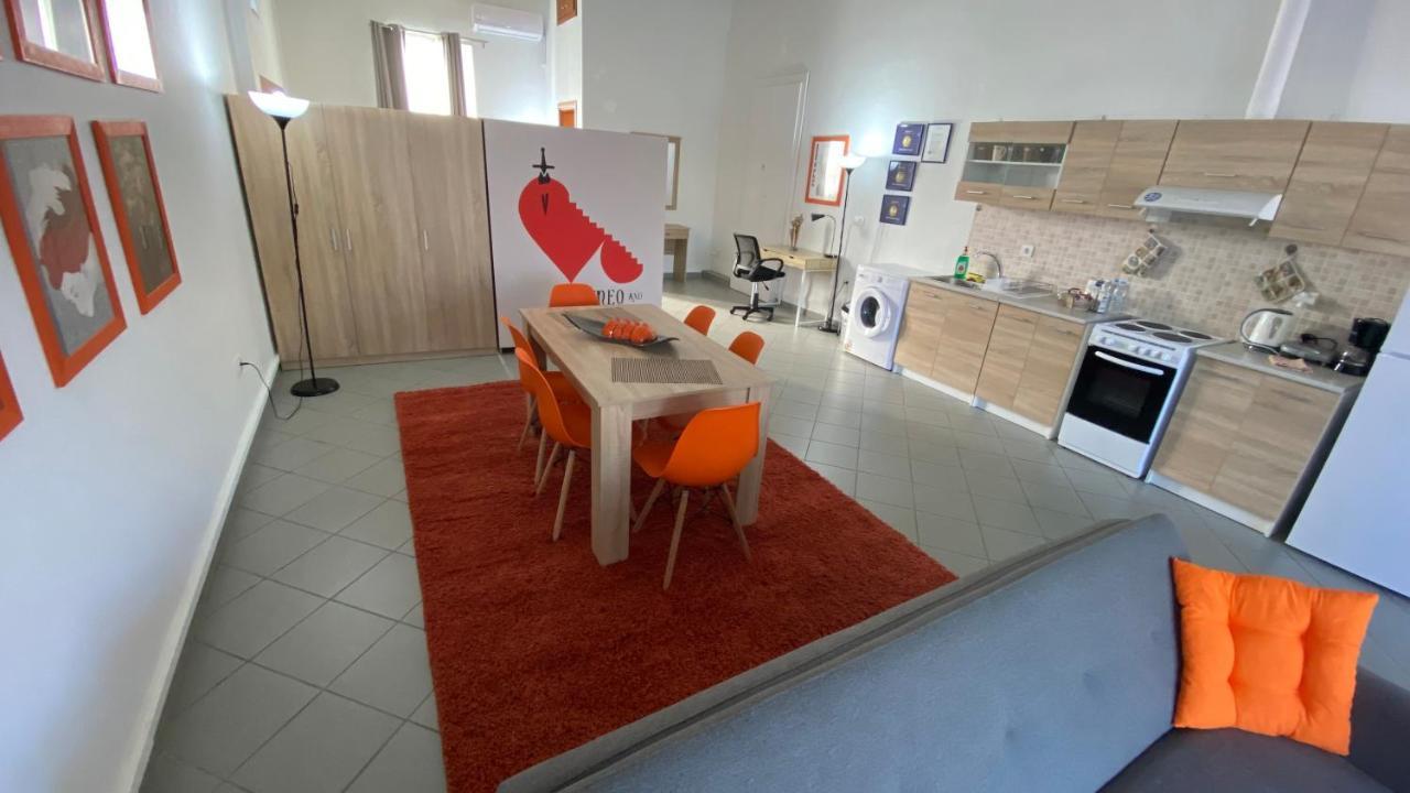 דירות Patras Romeο House מראה חיצוני תמונה